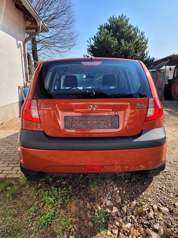 Gebraucht Hyundai Getz Edition+ 67 PS (49 kW) 2009 Rot Kleinwagen