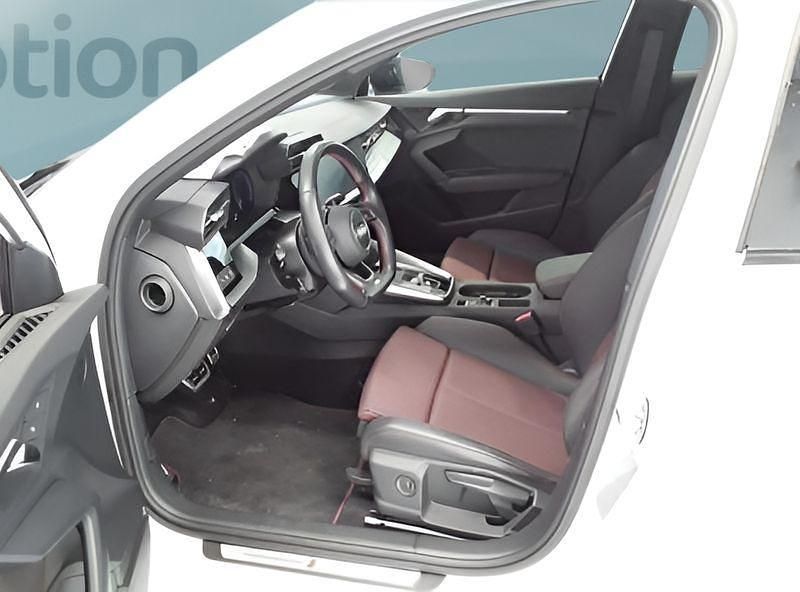 Gebraucht Audi A3 Sportback e-tron 245 PS (180 kW) 2022 Weiß Kleinwagen