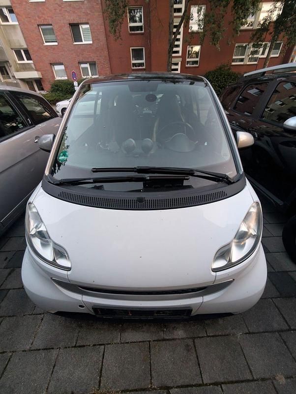 Grau Gebraucht 2009 Smart ForTwo Coupé Passion Coupé | 3.500 € (Guter Preis) - Bild 1/4