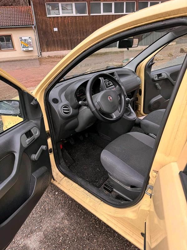 Gebraucht Fiat Panda 54 PS (39 kW) 2007 Gelb Kleinwagen