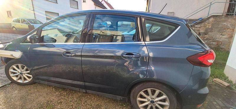 Gebraucht Ford C-MAX Titanium 100 PS (73 kW) 2018 Blau Van / Kleinbus