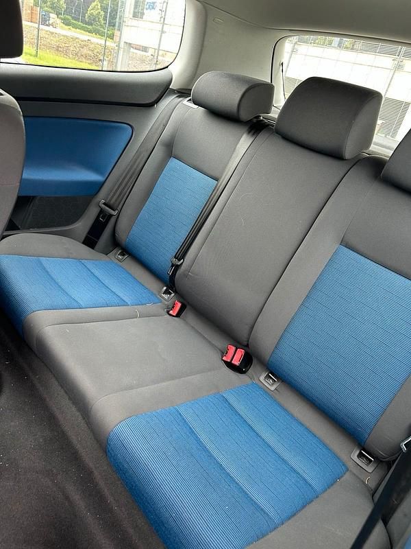 Blau Gebraucht 1999 VW Lupo Kleinwagen | 1.400 € - Bild 1/4