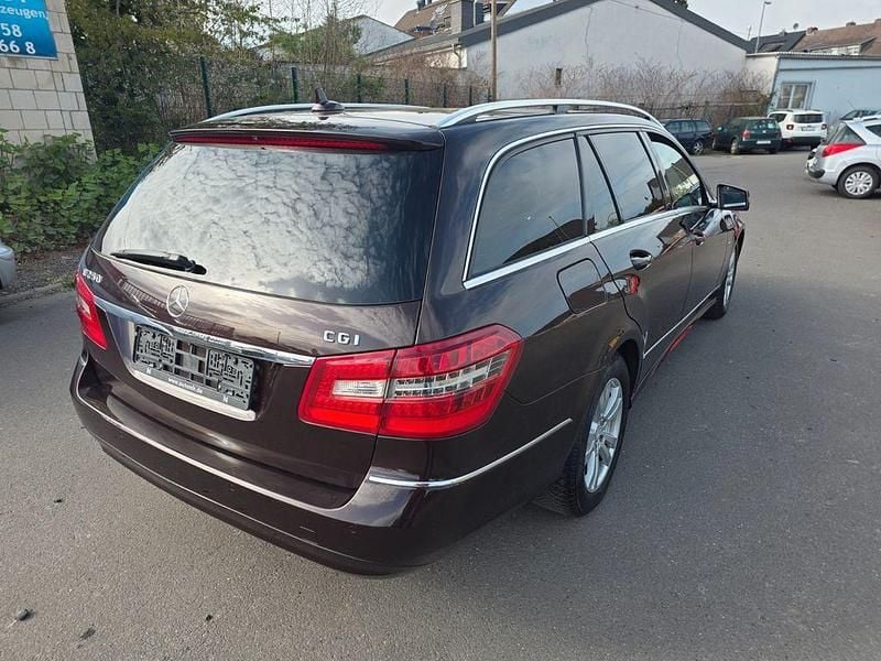 Second-hand Mercedes E250 204 CP (150 kW) 2011 Maro Break