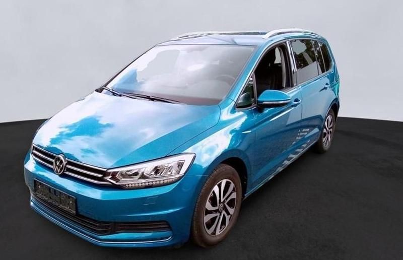 Caribbean blue metallic Gebraucht 2021 VW Touran Active Van / Kleinbus | 25.740 € (Fairer Preis) - Bild 1/4