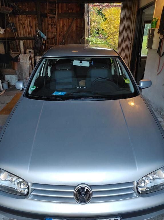 Silber Gebraucht 2002 VW Golf Basis Limousine | 3.299 € (Fairer Preis) - Bild 1/4