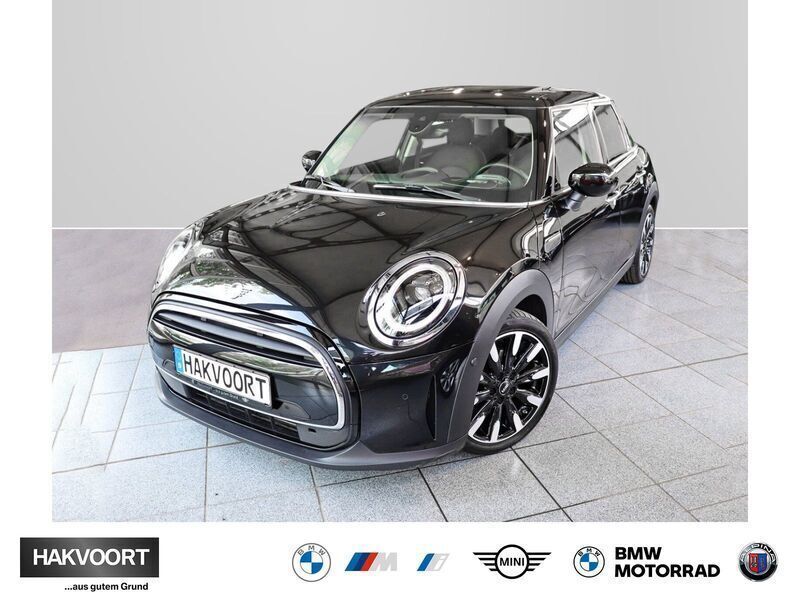 Midnight black metallic Gebraucht 2023 Mini Cooper Classic Kleinwagen | 25.880 € - Bild 1/4