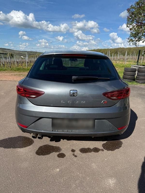 Second-hand Seat Leon SC FR 150 CP (110 kW) 2017 Gri Hatchback