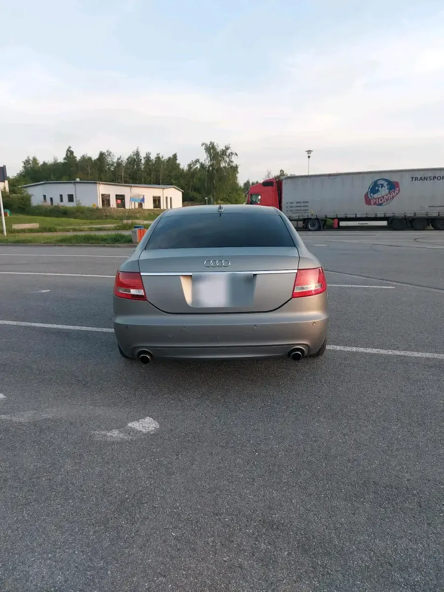 Gebraucht Audi A6 333 PS (244 kW) 2006 Grau Limousine