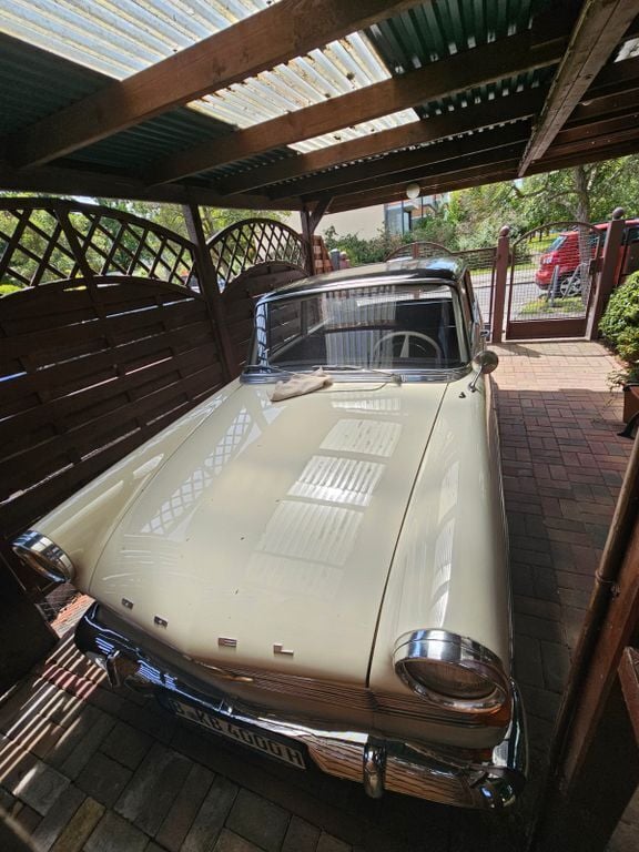Weiß Gebraucht 1962 Opel Olympia Limousine | 12.000 € - Bild 1/4