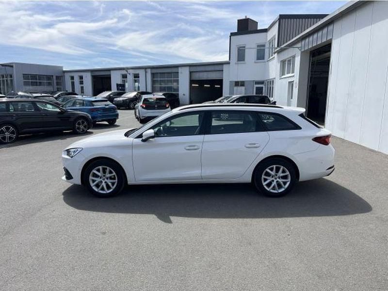 Second-hand Seat Leon Style 150 CP (110 kW) 2022 Alb Break
