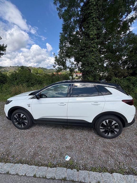 Weiß Gebraucht 2020 Opel Grandland X SUV | 17.200 € (Guter Preis) - Bild 1/4