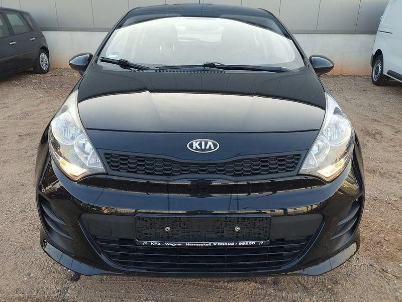 Gebraucht Kia Rio Start 84 PS (61 kW) 2016 Schwarz Kleinwagen