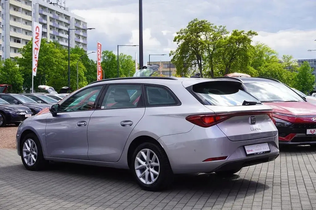 Gebraucht Seat Leon ST Style 131 PS (96 kW) 2021 Silber Kombi