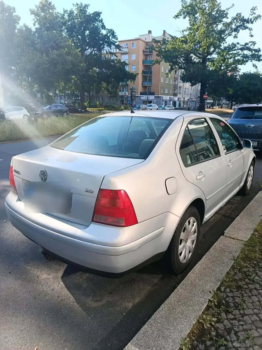 Gebraucht VW Bora Trendline 115 PS (84 kW) 1998 Silber Limousine