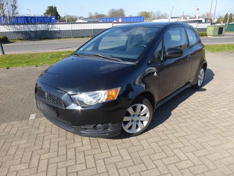 Gebraucht Mitsubishi Colt Motion 95 PS (69 kW) 2012 Schwarz Kleinwagen