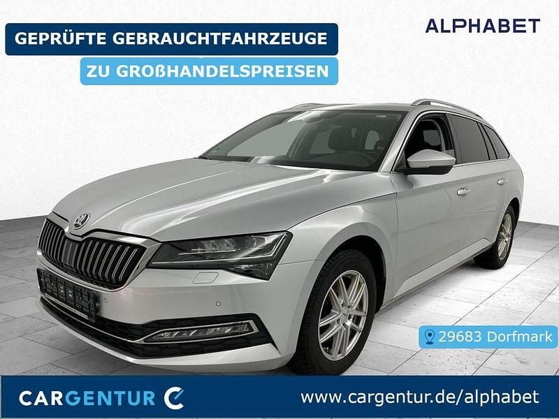 Gebraucht Skoda Superb Style 150 PS (110 kW) 2023 Brillant silber Kombi