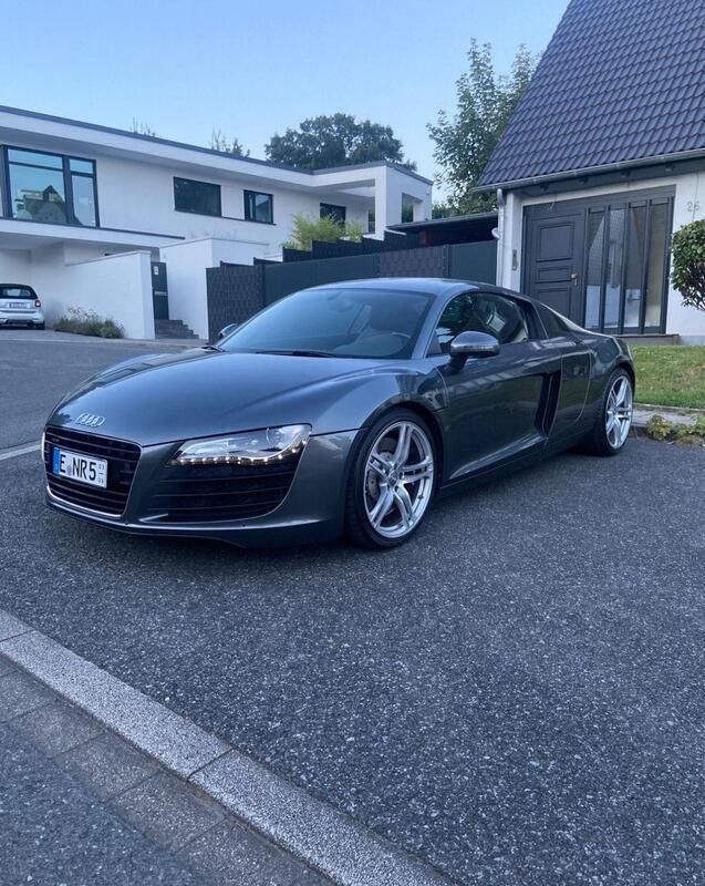 Grau Gebraucht 2007 Audi R8 Coupé Coupé | 52.000 € (Guter Preis) - Bild 1/4