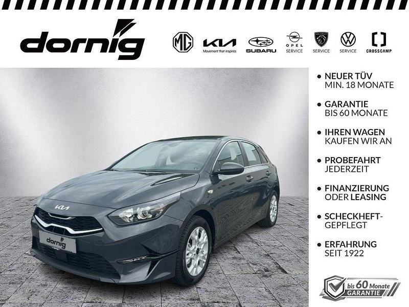 Neu Kia Ceed Vision 140 PS (102 kW) 2025 Penta metal met. Kleinwagen