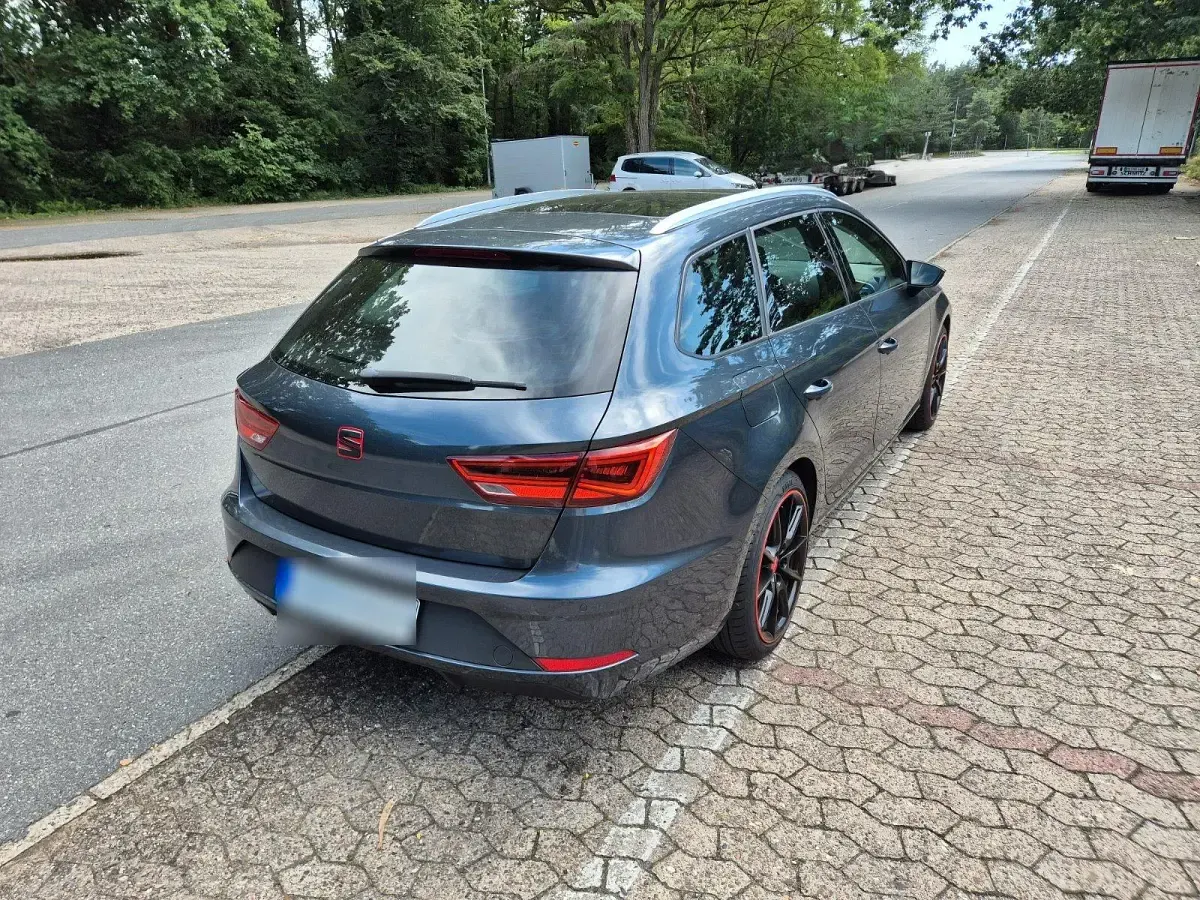 Gebraucht Seat Leon ST FR 130 PS (95 kW) 2019 Andere farben Kombi