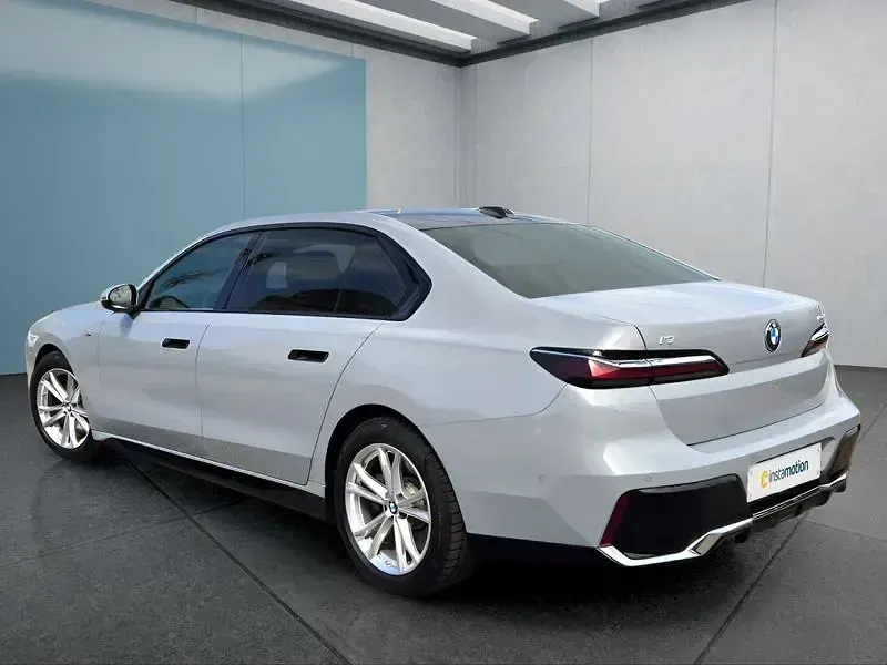 Gebraucht BMW i7 334 kW (455 PS) 2025 Grau Limousine