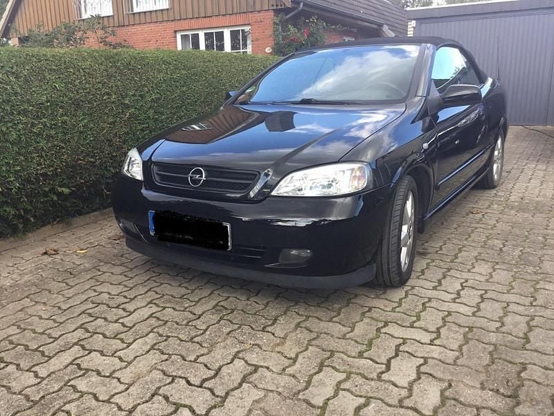 Schwarz Gebraucht 2004 Opel Astra Cabriolet Cabrio | 2.800 € - Bild 1/4