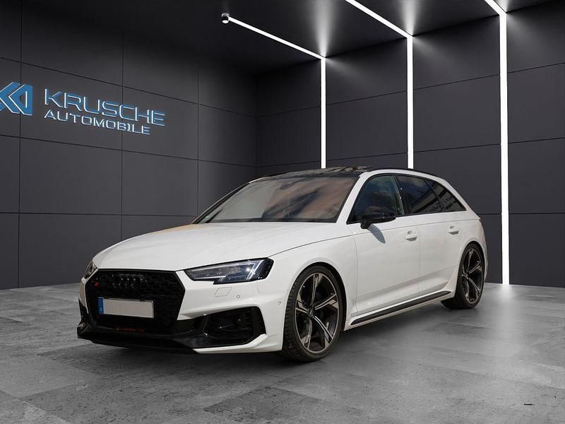 Weiß Gebraucht 2020 Audi RS4 Sport Kombi | 68.700 € (Etwas zu teuer) - Bild 1/4