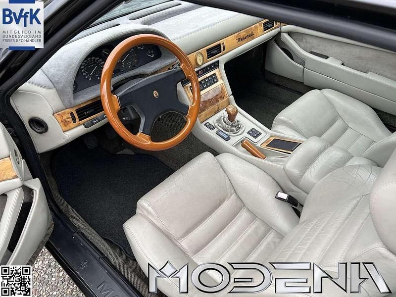 Gebraucht Maserati Ghibli 306 PS (225 kW) 1993 Schwarz metallic Coupé