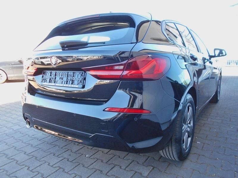 Gebraucht BMW 118 136 PS (100 kW) 2022 Schwarz Kleinwagen
