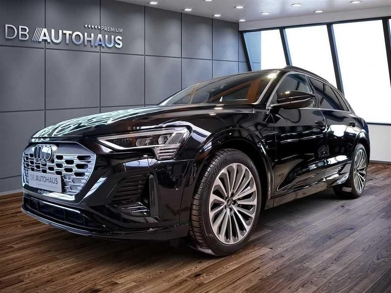 Gebraucht Audi Q8 e-tron S-Line 300 kW (408 PS) 2023 Schwarz SUV