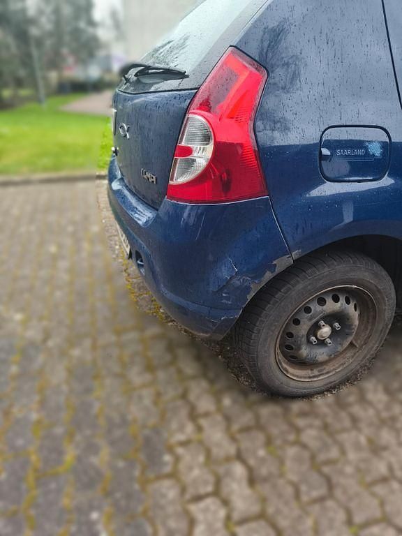 Gebraucht Dacia Sandero Lauréate 75 PS (55 kW) 2009 Blau Limousine