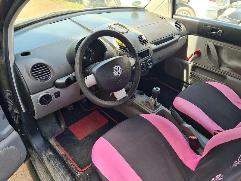 Gebraucht VW New Beetle 101 PS (74 kW) 2000 Schwarz Kleinwagen