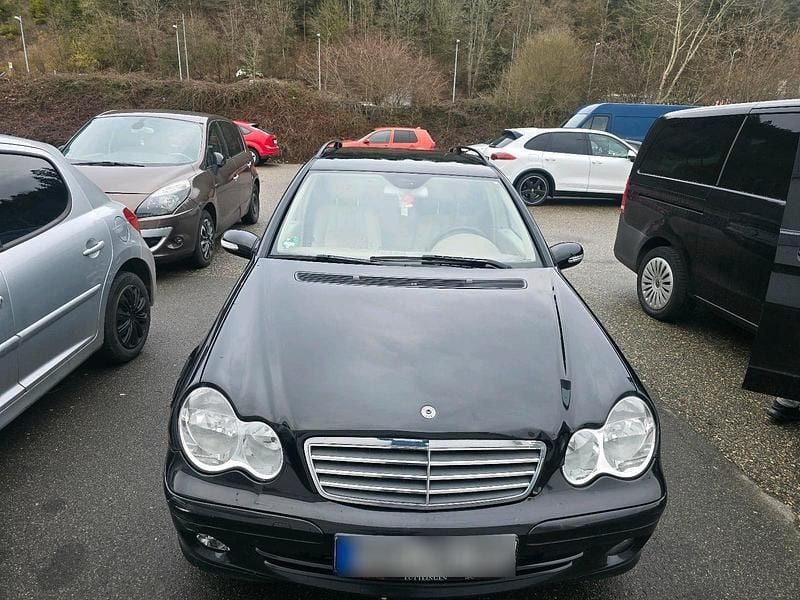 Gebraucht Mercedes C200 122 PS (89 kW) 2006 Schwarz Kombi