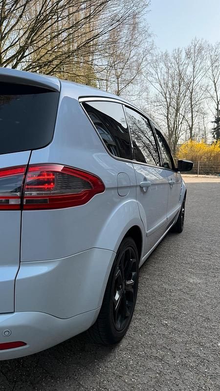 Gebraucht Ford S-MAX S 200 PS (147 kW) 2012 Weiß Van / Kleinbus