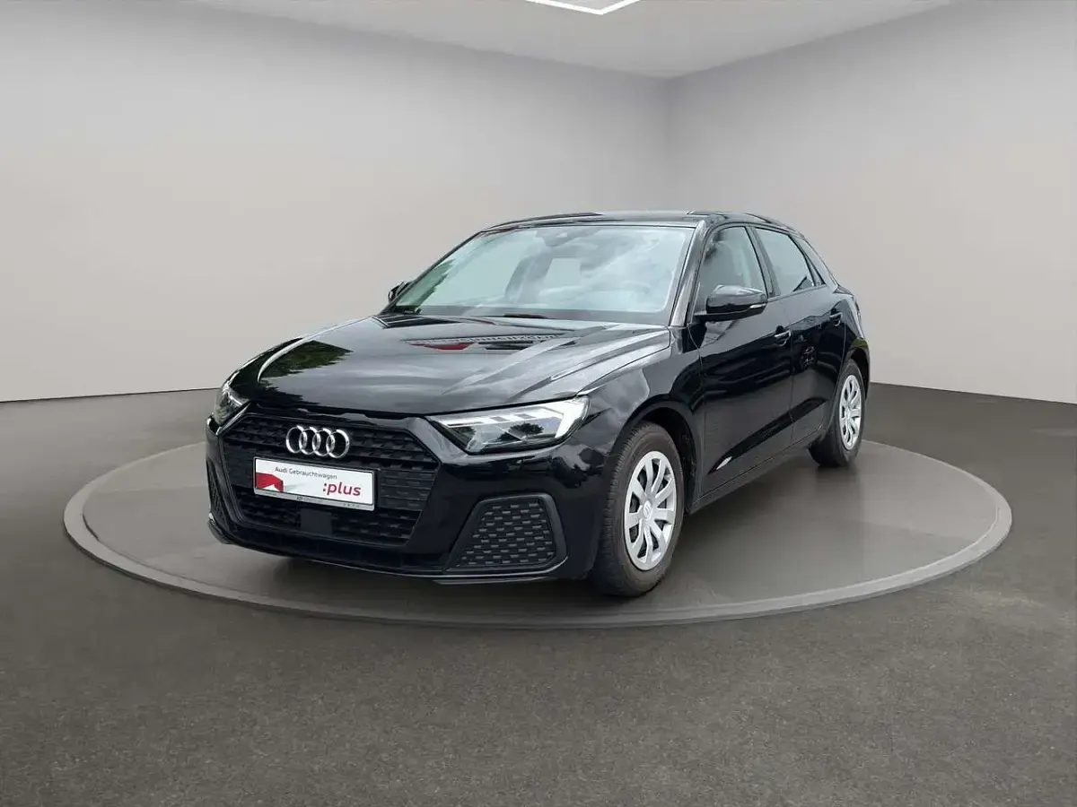 Gebraucht Audi A1 95 PS (69 kW) 2022 Mythosschwarz metallic SUV