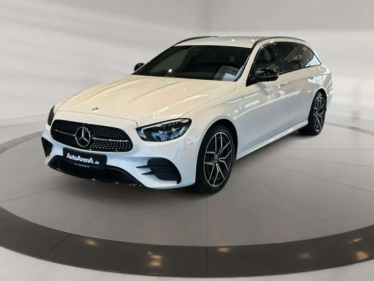 Gebraucht Mercedes E300 AMG 265 PS (194 kW) 2023 Weiß Kombi