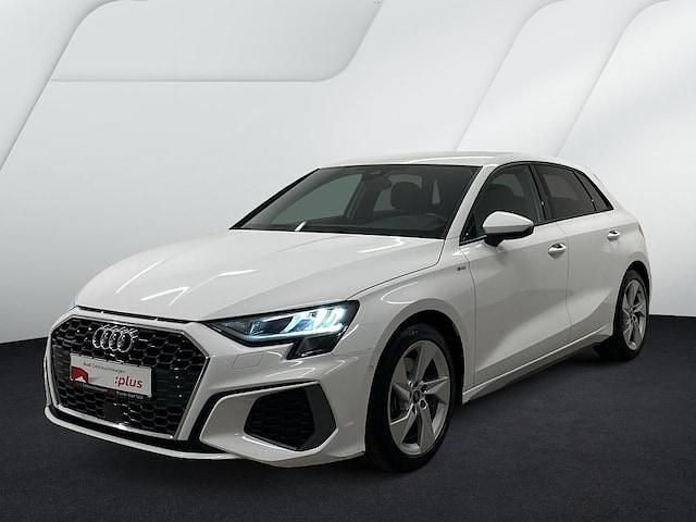 Ibisweiß Gebraucht 2022 Audi A3 S-Line | 32.830 € (Teuer) - Bild 1/4