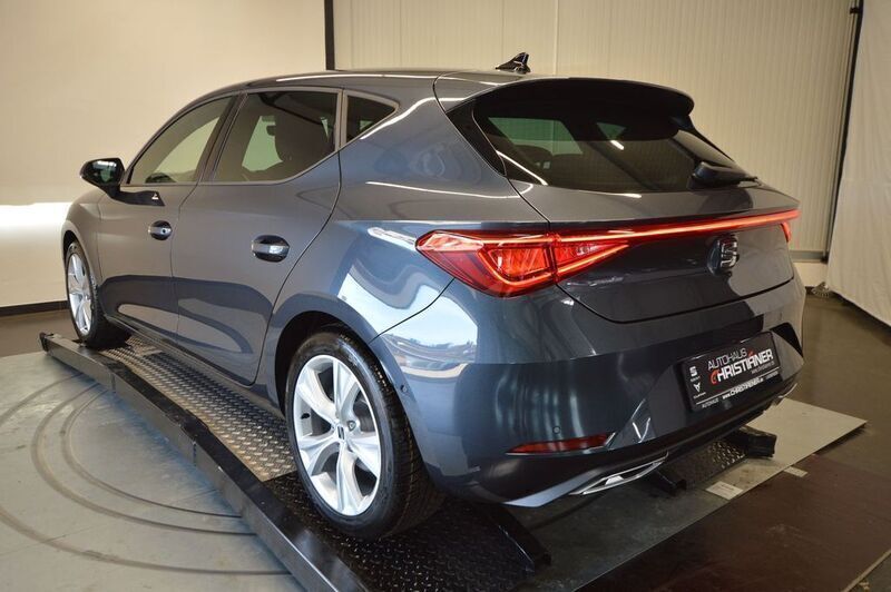 Gebraucht Seat Leon FR 110 PS (80 kW) 2024 Grau Limousine