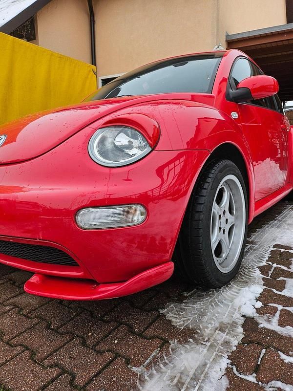 Gebraucht VW New Beetle 102 PS (75 kW) 2002 Rot Kleinwagen