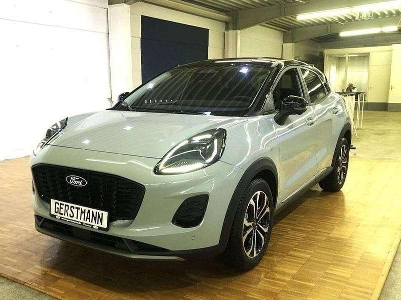 Cactus grey / dach schwarz Neu 2024 Ford Puma Gen-E Titanium SUV | 27.780 € - Bild 1/4