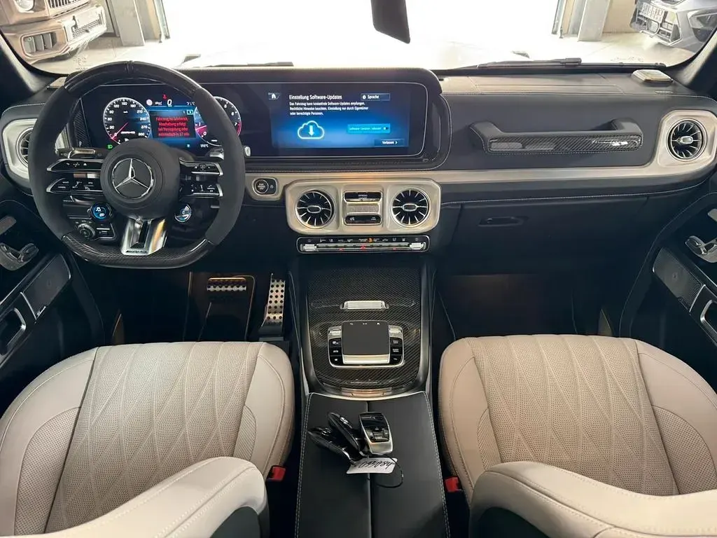 Neu Mercedes G63 AMG Active 585 PS (430 kW) 2026 Gold SUV
