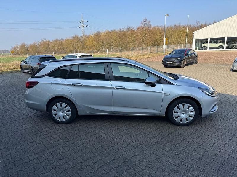 Gebraucht Opel Astra Business 105 PS (77 kW) 2019 Silber Kombi
