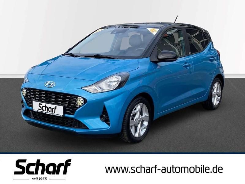 Blau Gebraucht 2020 Hyundai i10 Intro Edition Kleinwagen | 12.390 € (Fairer Preis) - Bild 1/4