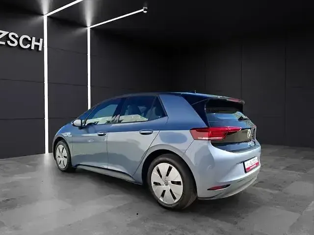 Gebraucht VW ID.3 Pure 110 kW (150 PS) 2021 Blau Kleinwagen