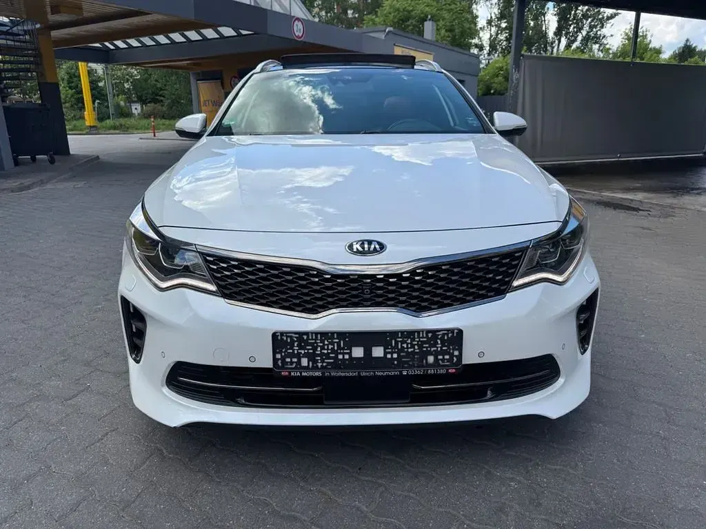 Gebraucht Kia Optima GT 245 PS (180 kW) 2017 Weiß Kombi