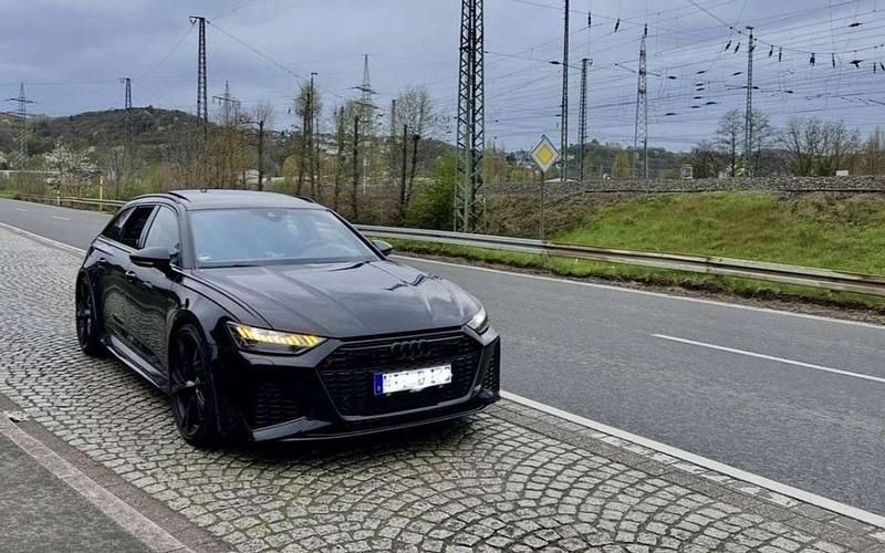 Schwarz Gebraucht 2022 Audi RS6 Kombi | 93.490 € - Bild 1/4