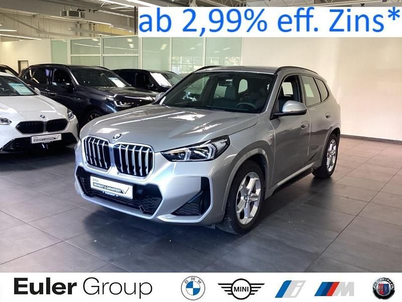 Spacesilber metallic Gebraucht 2025 BMW X1 M Sport SUV | 44.290 € (Superpreis) - Bild 1/4