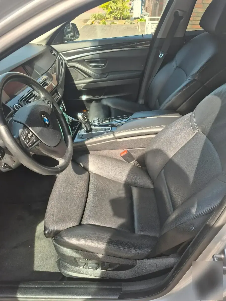 Gebraucht BMW 520 184 PS (135 kW) 2011 Silber Kombi