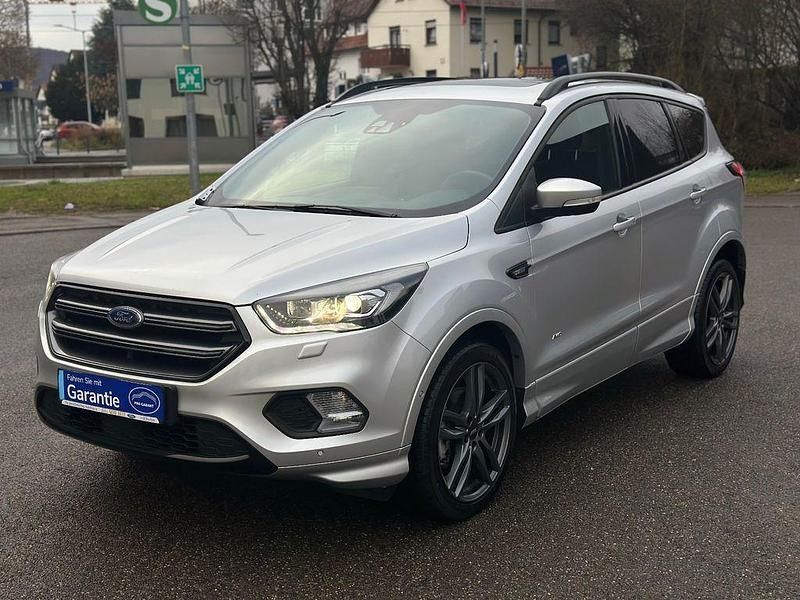 Gebraucht Ford Kuga ST-Line 175 PS (128 kW) 2018 Silber SUV