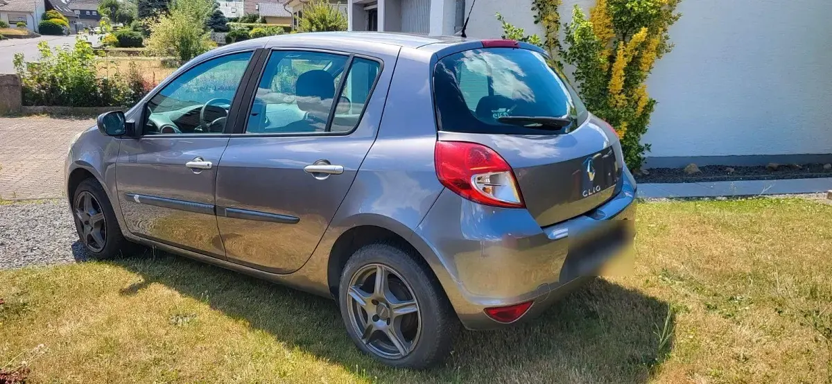Gebraucht Renault Clio 75 PS (55 kW) 2010 Grau Kleinwagen