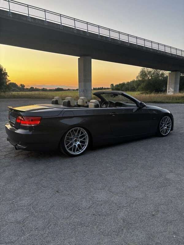Braun Gebraucht 2009 BMW 335 Cabriolet Sport Line Cabrio | 17.499 € - Bild 1/4